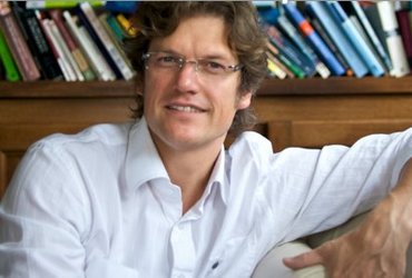 UN SI BRILLANT CERVEAU